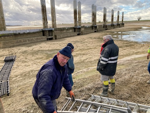 -4448278427233105849