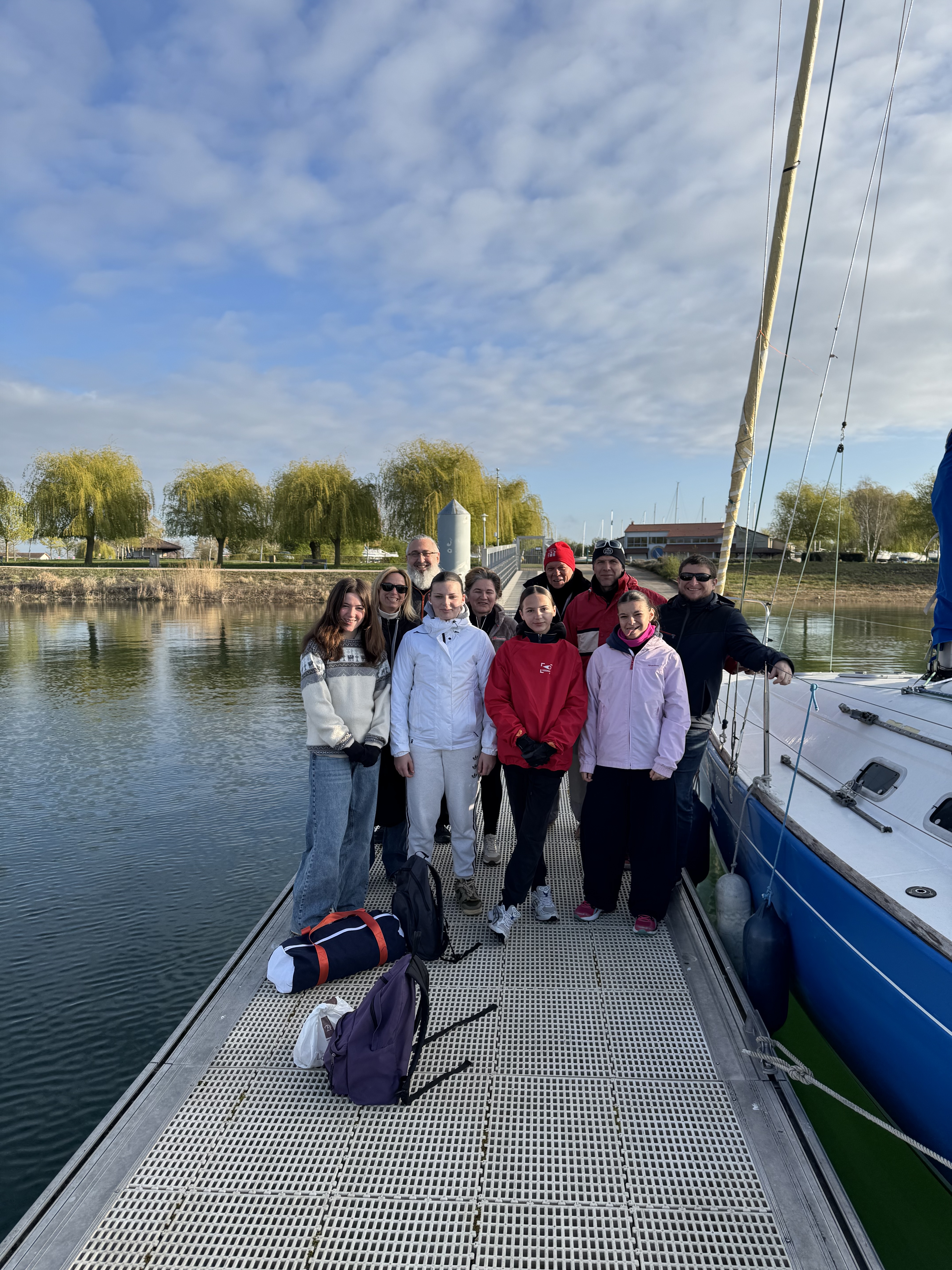 🦋 L'envol des Libellules : Une Nouvelle Vague Déferle sur le Lac ! ⛵
